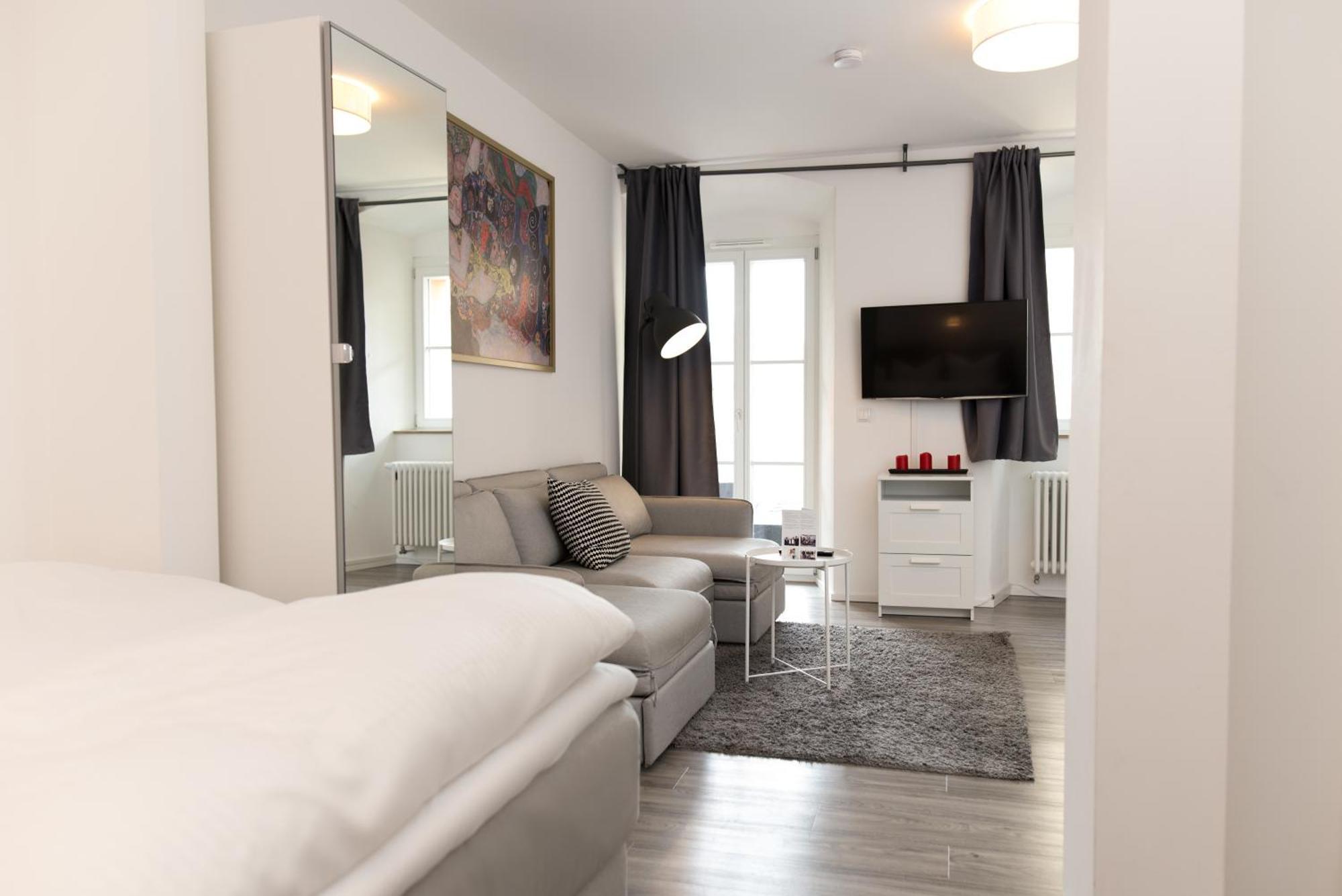 Arnulfsplatz Aparts Regensburg Room photo